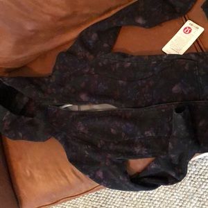 Lululemon - Scuba Hoodie